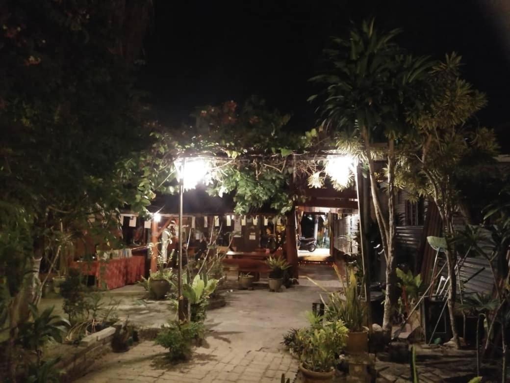 Nazri Nipah Camp Pangkor Hotel Kampung Teluk Nipah Eksteriør billede